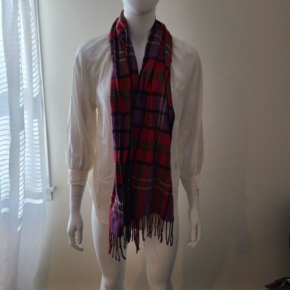 Scarf - Picture 7 of 9